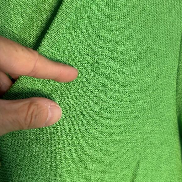 Vintage St John Sport Kelly Green Sweater V Neck Logo Gold Buttons Preppy Twee - Picture 7 of 8
